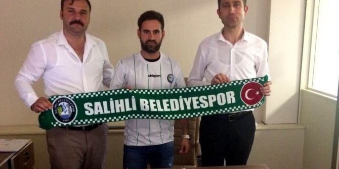 Salihli Belediyespor’dan Futbola Transfer