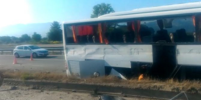 Sakarya’da Otobüs Kazası: 2 Yaralı