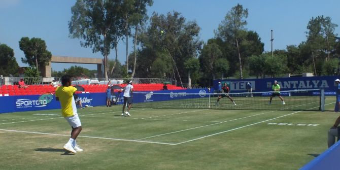 Teklerde Yarı Final Eşleşmeleri, Çiftlerde De Final Belli Oldu