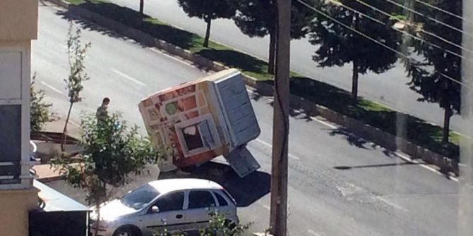 Kahramanmaraş’ta Şiddetli Poyraz Ekmek Büfesini Uçurdu