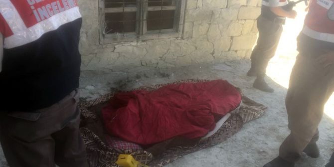 İki Gün Önce Otomobilin Çarptığı Yaşlı Adam Evinde Ölü Bulundu