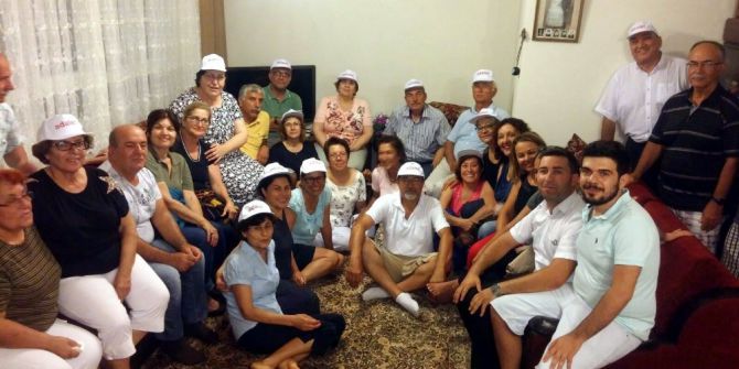 Tutuklu Gazeteci Ahmet Şık’ın Anne Evinde Nöbet