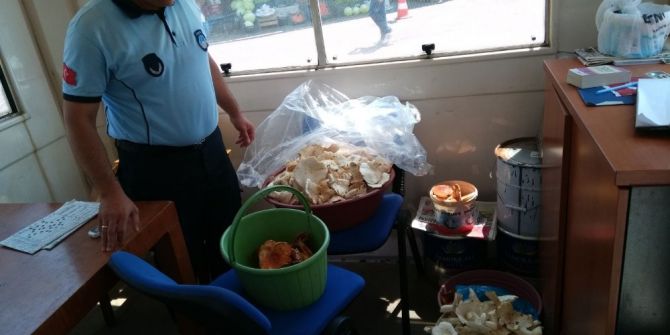 Satışı Yasak Olan Mantarlara Zabıta El Koydu