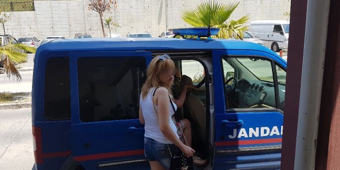 Jandarmadan Fuhuş Baskını