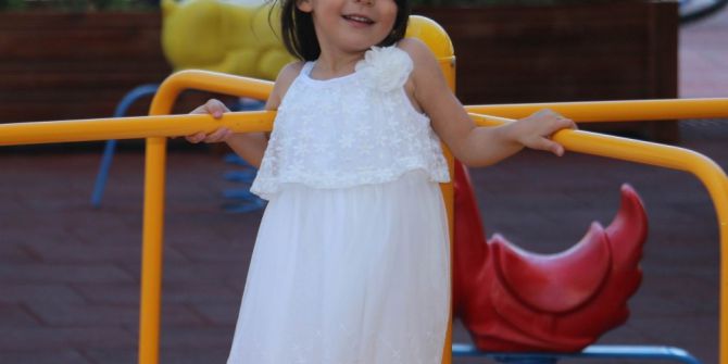 Sma Hastası Elif Tedavi Olmayı Bekliyor