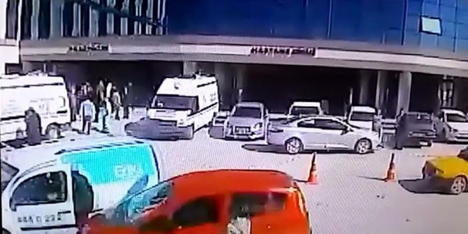 Güvenlik Görevlisinin Dikkati Olası Bir Kazayı Engelledi