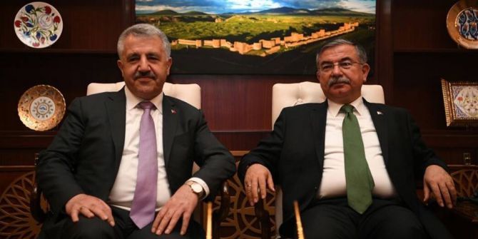 Bakan Arslan: “Kağızman’da Fen Lisesi Açılıyor"