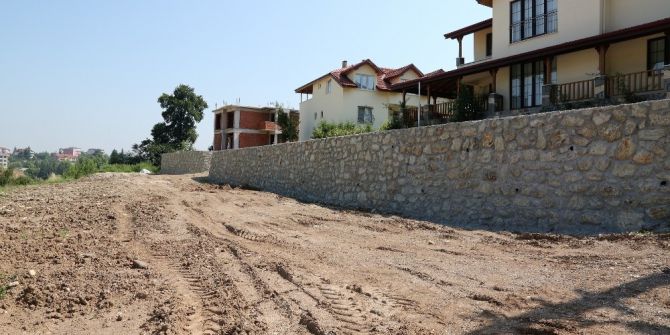 Toprak Kaymalarını Engellemek İçin Çalışmalar Sürüyor