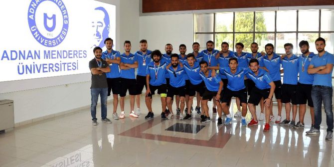 Adü Futbol Takımı Dünya Şampiyonasında Türkiye’yi Temsil Edecek