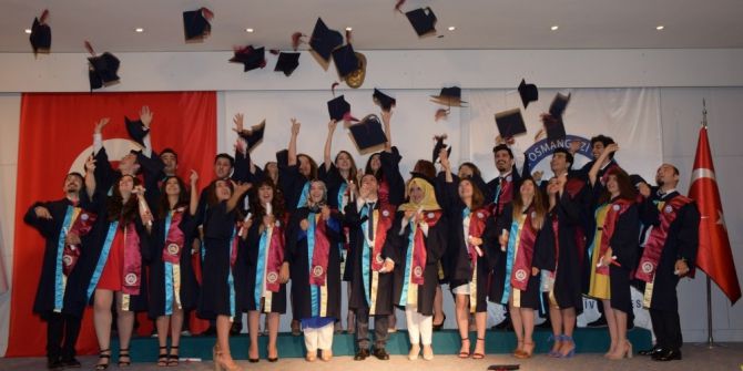 Esogü Diş Hekimliği Fakültesi İlk Mezunlarını Verdi