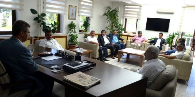 Ziraat Odaları Başkanları Başkan Akay’ı Ziyaret Etti