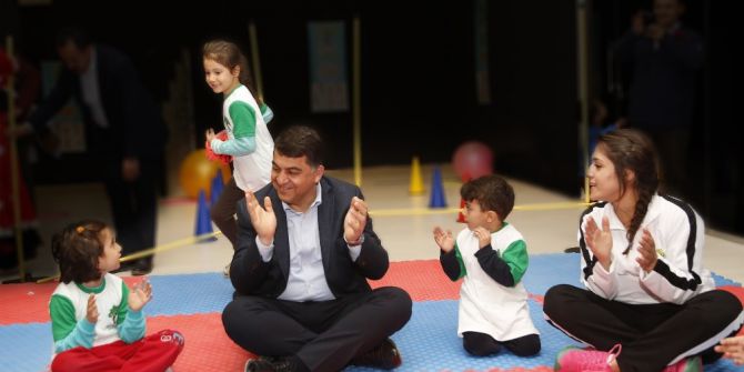 Oyun Oynamak Büyüklerin De Hakkı