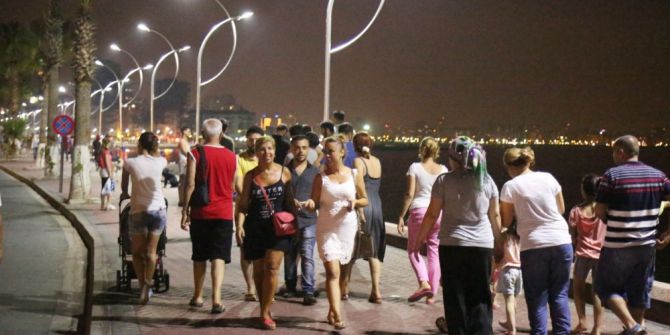 Mersinliler Viranşehir Sahiline Akın Ediyor