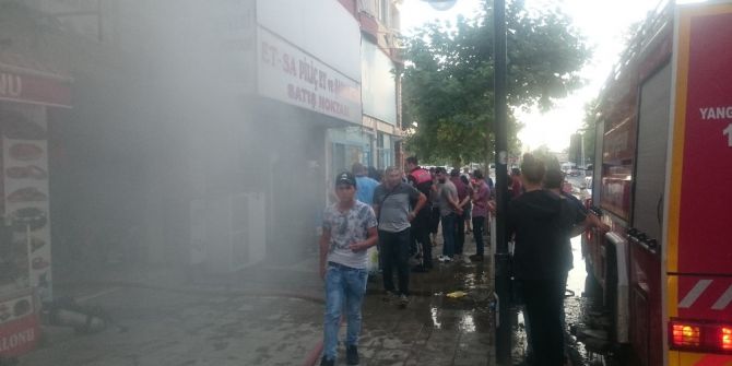 Çorlu’da Pasajda Korkutan Yangın