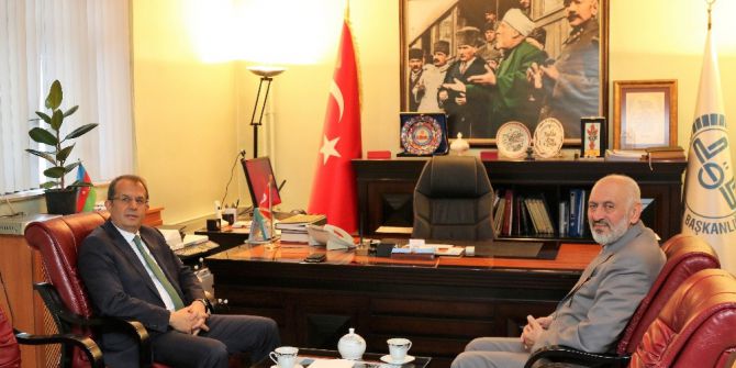 Vali Taşyapan’dan Müftü Arvas’a Ziyaret