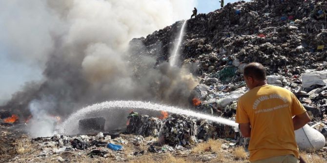 Turgutlu’da Çöplük Yangını