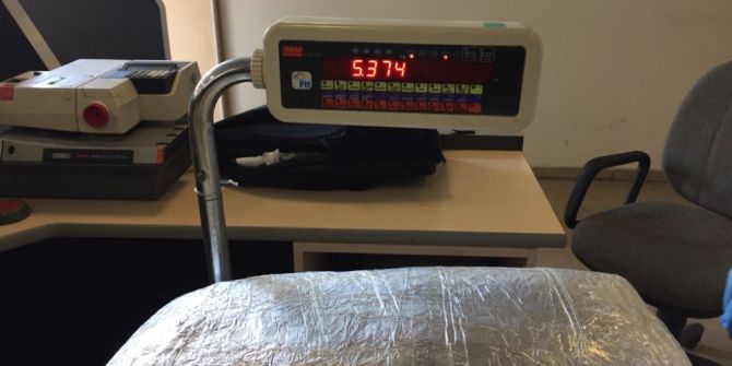 Polisin Dikkati Esrarı Yakalattı