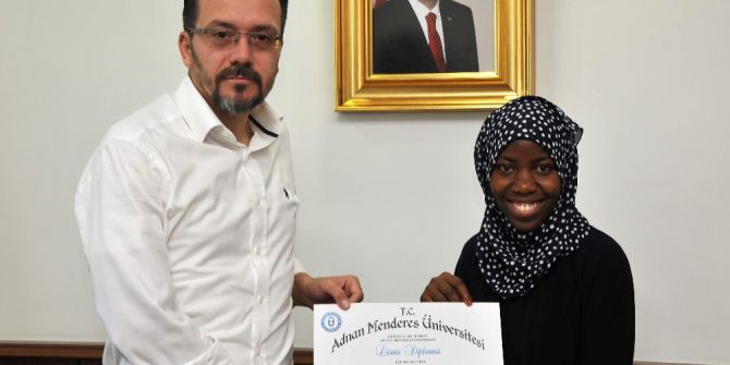 Adü’nün Yabancı Öğrencileri Diplomalarını Rektör Bircan’dan Aldı
