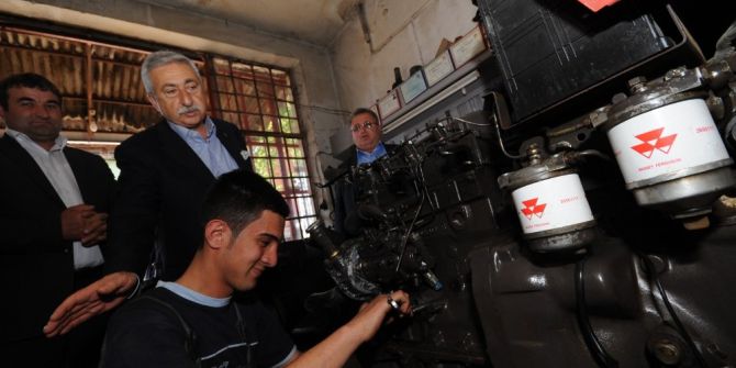 Tesk Genel Başkanı Palandöken Çırak Ve Stajyerlerin Sorunlarına Dikkat Çekti