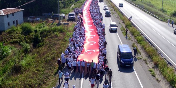 Türk Bayraklı Adalet Yürüyüşü Havadan Görüntülendi