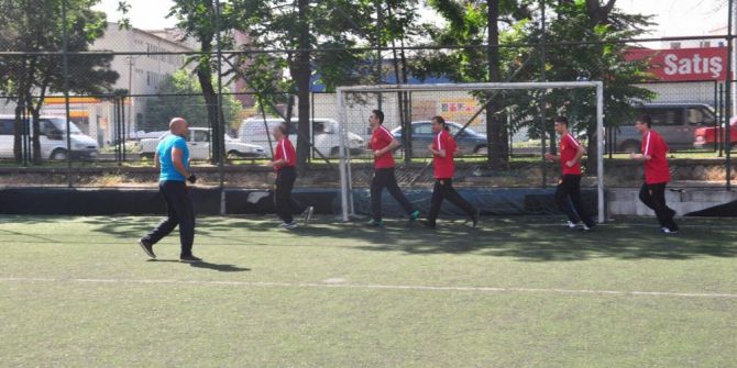 Ankaralı İtfaiye Amiri Sesiyle Sanatçılara Taş Çıkarttı