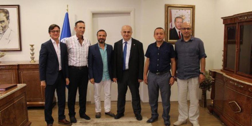 İmperial Hastanesi Yönetim Kurulu’ndan Rektör Baykal’a “Hayırlı Olsun” Ziyareti