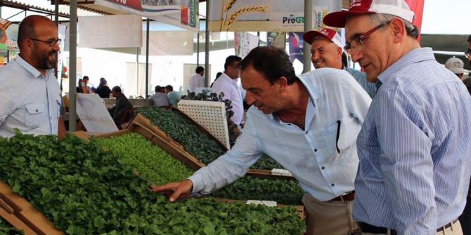 Yeşim Salkım Domates Festivalinde Sahne Aldı