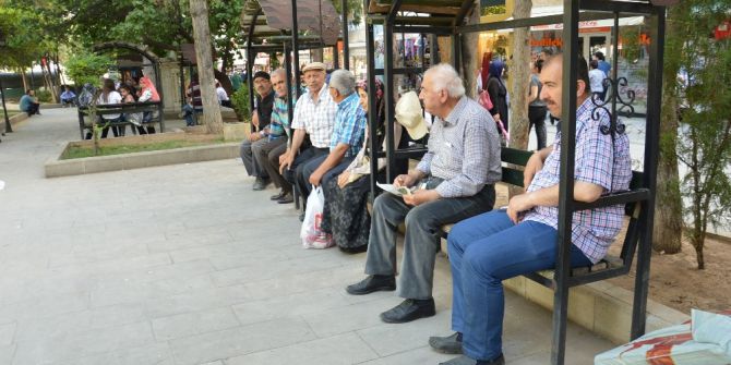 Bu Da "Emekliler Ve İhtiyarlar Parkı"