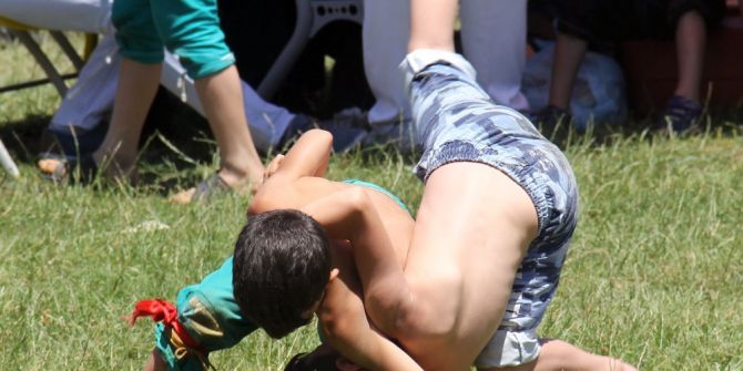 Artvin’in Şampiyonlar Ligi Karakucak Ve Boğaların Güreşleriyle Başladı