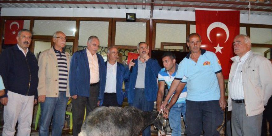 Adilcevaz’da Kurbanlı Demokrasi Nöbeti