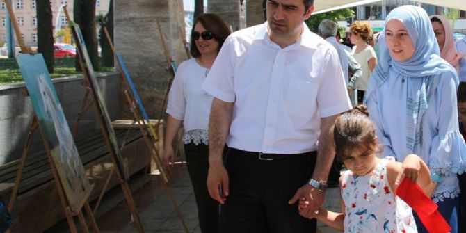 Yağlıboya Sergisi Açıldı