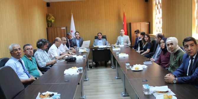 Kilis Valisi Tekinarslan Kurum Ve Kuruluşlardan Brifing Aldı