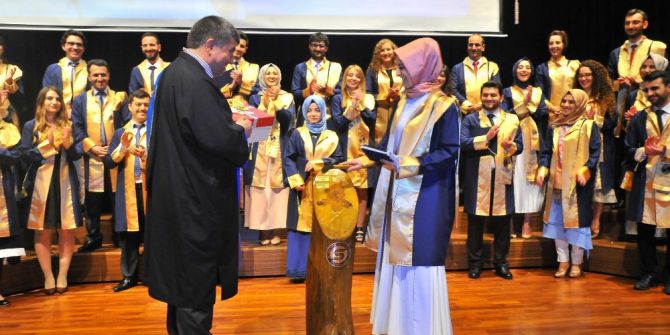 Genç Doktorlar Kep Fırlattı