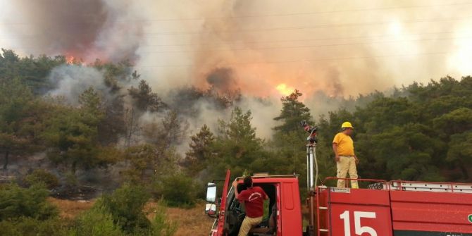 İzmir 26 Saattir Yanıyor