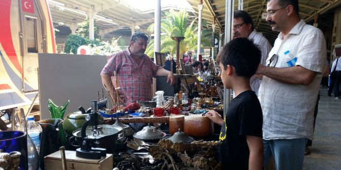 Tarihi Sirkeci Garında Antika Festivali