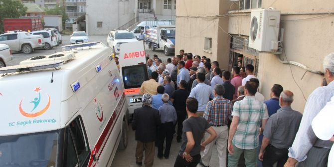 Şemdinli’de Trafik Kazası: 1 Ölü