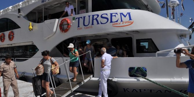 Sığacık-sisam Seferleri Turizm Ve Ticareti Pekiştiriyor