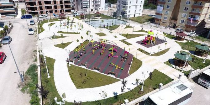 Belediyeden İki Mahalleye Park