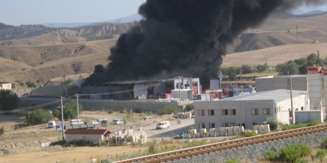 Denizli’de Katı Atık Üretim Tesisinde Büyük Yangın