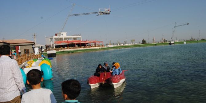 Şanlıurfalılar Hafta Sonu Sosyal Tesislere Akın Etti