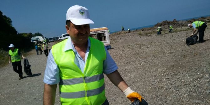 Görele Sahilini Temizlediler