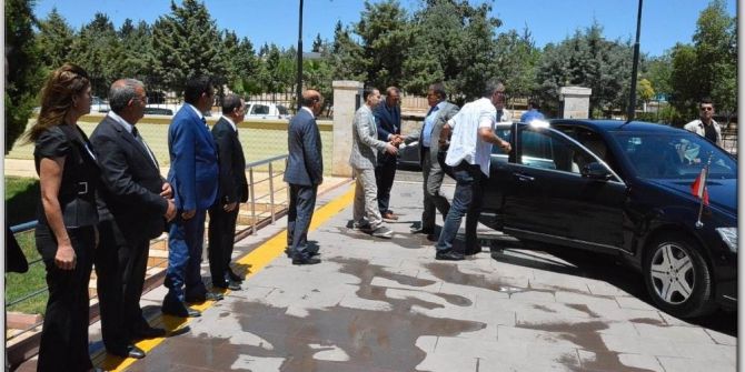 Vali Tekinarslan Özel İdareyi Ziyaret Etti