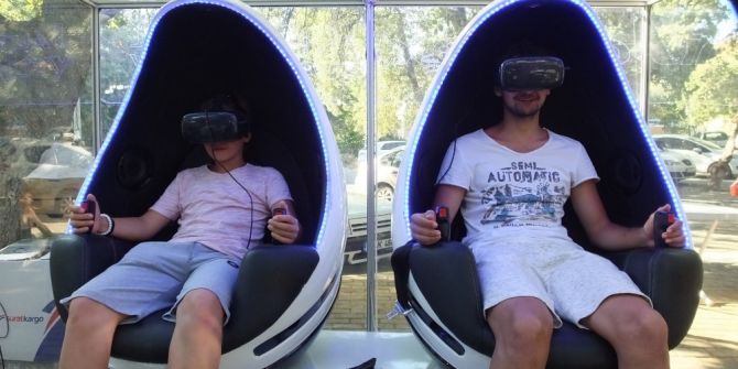 Burhaniye’de Dede Torun Sinema Keyfi