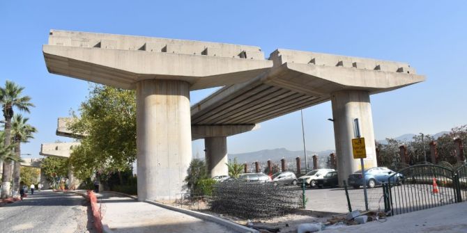 Demirtaş’tan "Ucube Viyadük" Eleştirisi