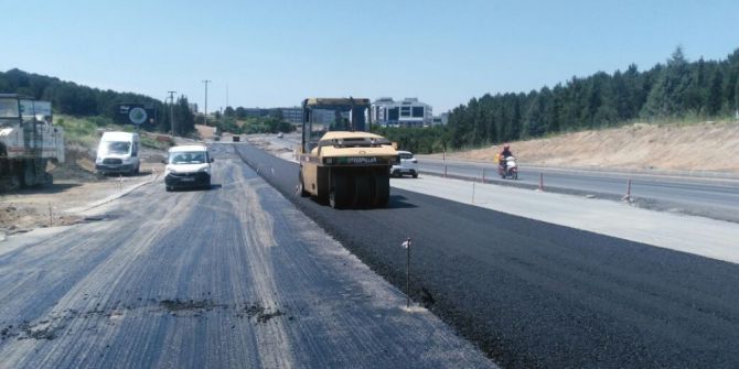 Çayırova Özgürlük Caddesi Yenileniyor