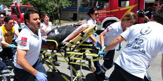 Başkent’te 4 Katlı Apartmanda Çıkan Yangın Paniğe Neden Oldu