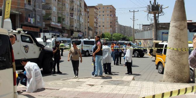 Diyarbakır’da Silahlı Kavga: 1 Polis Yaralandı