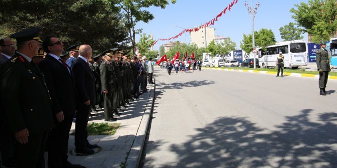 Atatürk’ün Erzurum’a Gelişinin 98. Yıldönümü Törenlerle Kutlandı