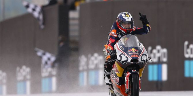 Öncü Kardeşler Dünyayı Sallamaya Devam Ediyor