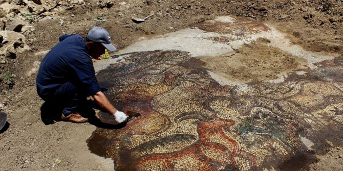 Çiftçinin Bulduğu 1600 Yıllık Mozaik Gün Yüzüne Çıkıyor